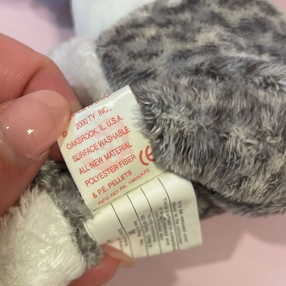 TY Beanie Baby “Purr” the Cat plushie! (8 inch) 2000 Excellent Condition NWT - Picture 9 of 9